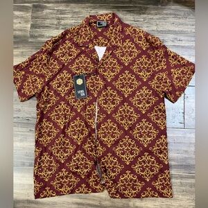 NWT men’s gold burgundy short sleeve button down shirt sz L